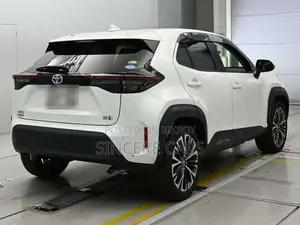 Toyota Yaris Cross 2021 Pearl