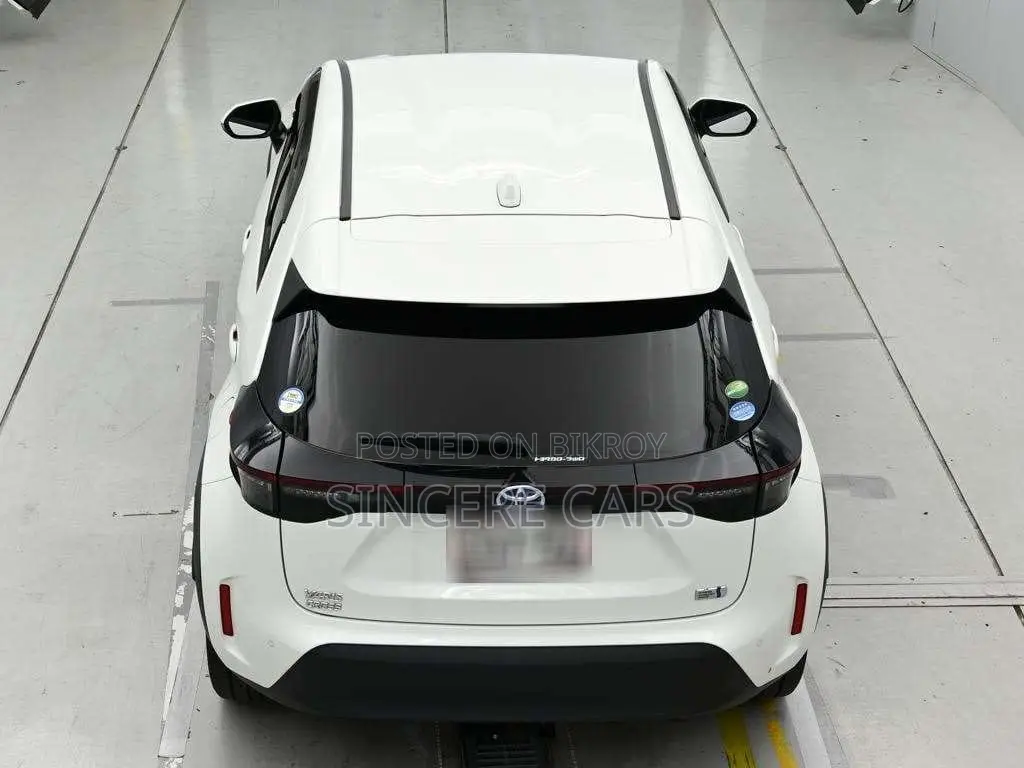 Toyota Yaris Cross 2021 Pearl