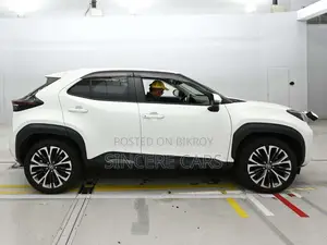 Toyota Yaris Cross 2021 Pearl