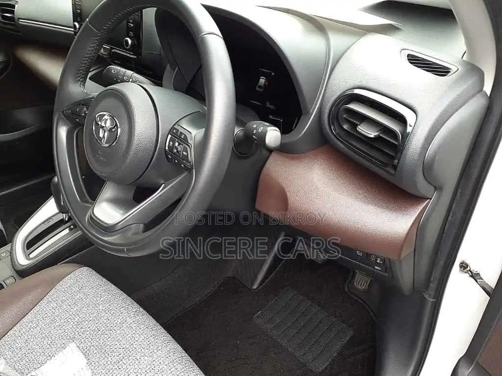 Toyota Yaris Cross 2021 Pearl