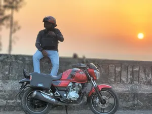 Bajaj V15 2025 Red