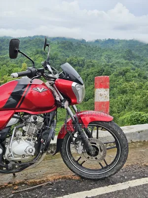 Bajaj V15 2025 Red