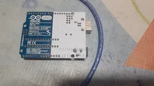 Arduino Uno + Breadboard