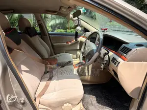 Toyota Corolla Sedan 2004 Beige