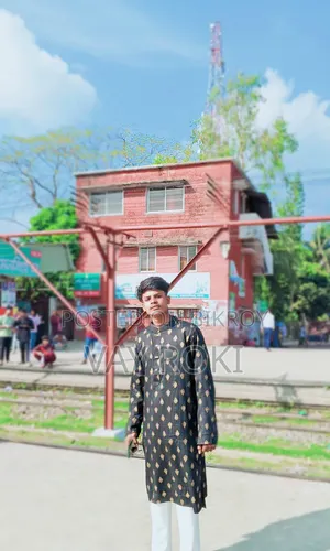একটা কাজের কোব দরকার