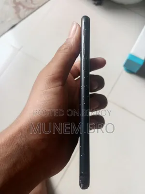 Apple iPhone 7 32 GB Black