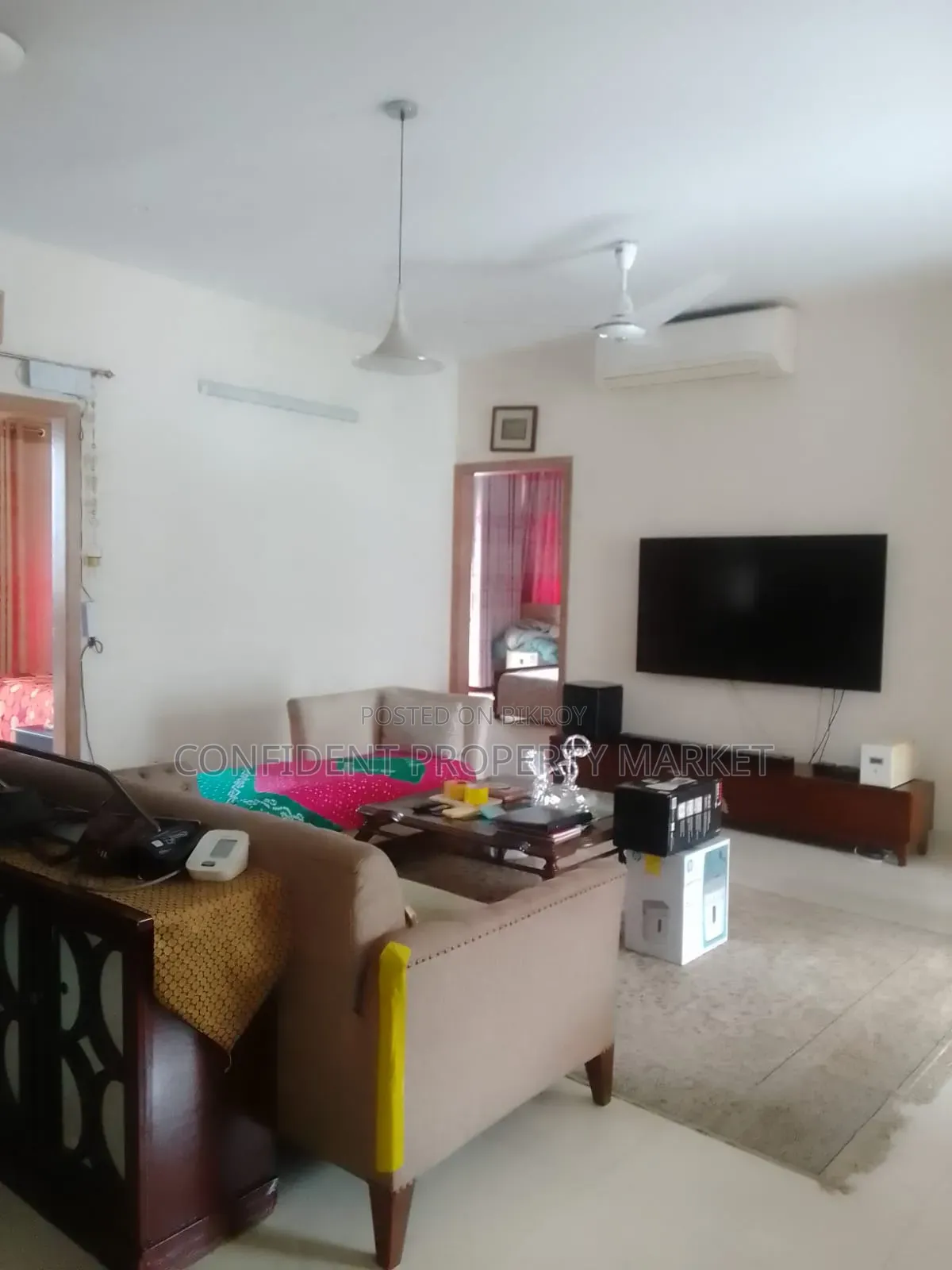 গুলশানে ভাড়ার জন্য ফার্নিশড ৩ বেডরুমের অ্যাপার্টমেন্ট