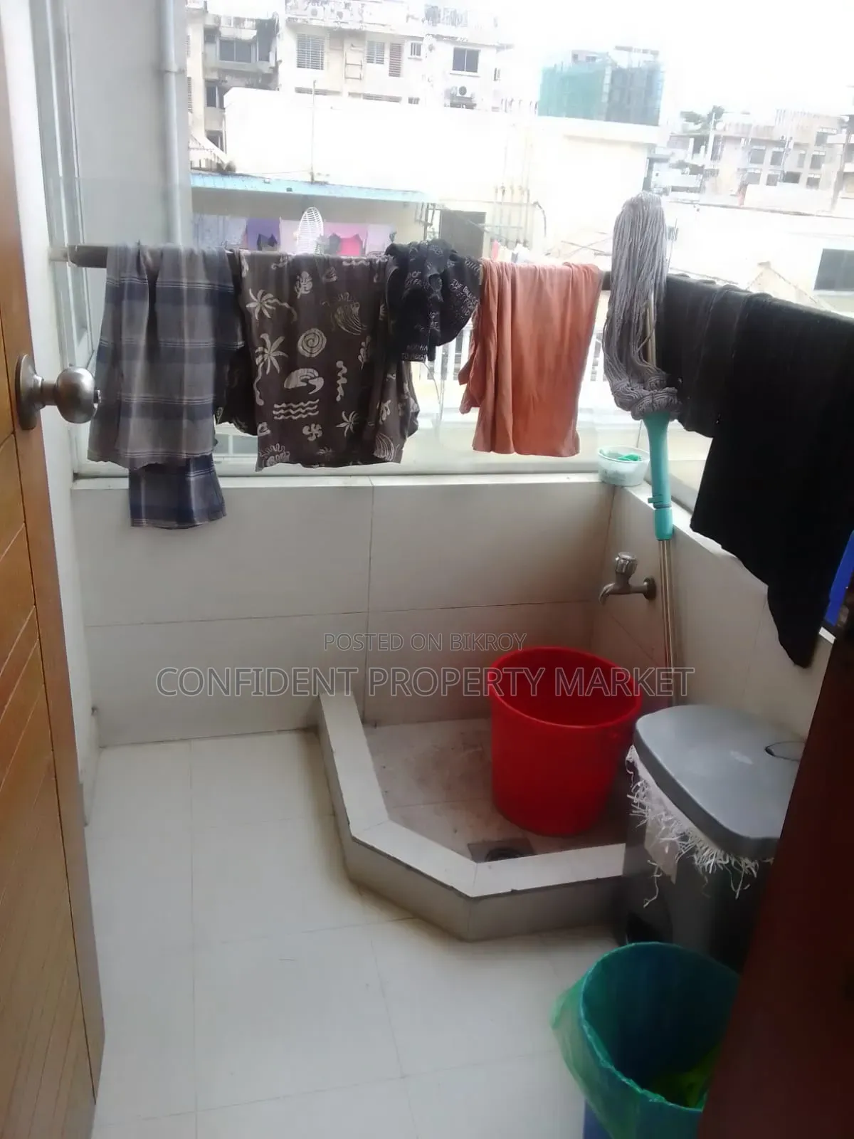 গুলশানে ভাড়ার জন্য ফার্নিশড ৩ বেডরুমের অ্যাপার্টমেন্ট
