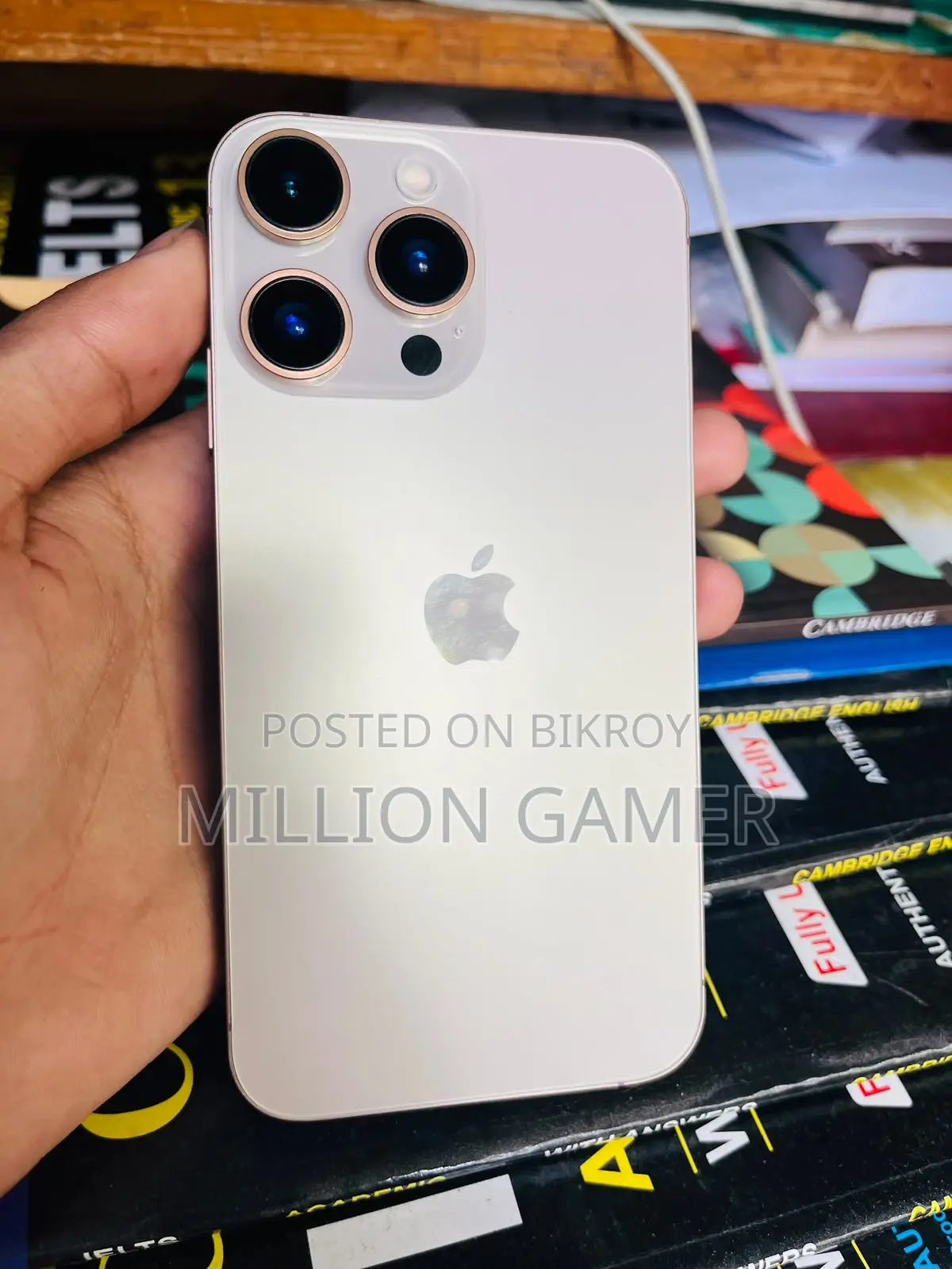 Apple iPhone XR 128 GB Gold