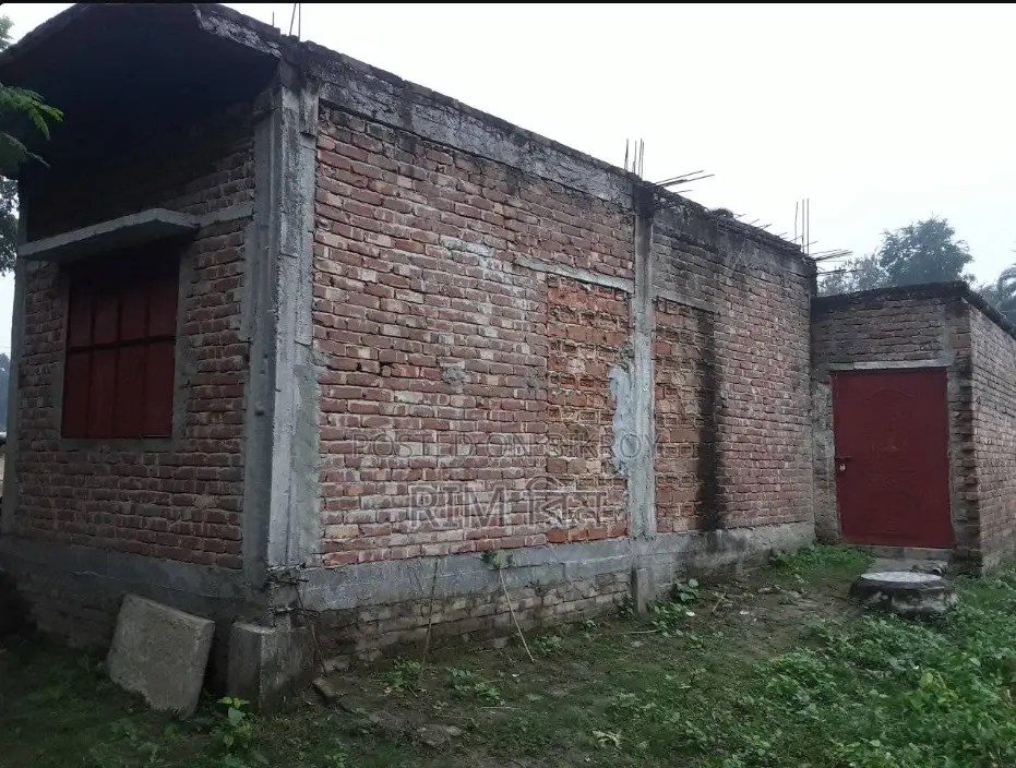 নাটোর সদরে ২ বেডরুমের বাড়ি বিক্রয়