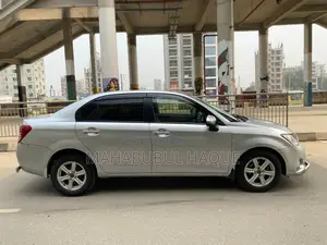 Toyota Axio 1.5 X 2WD 2013 Silver