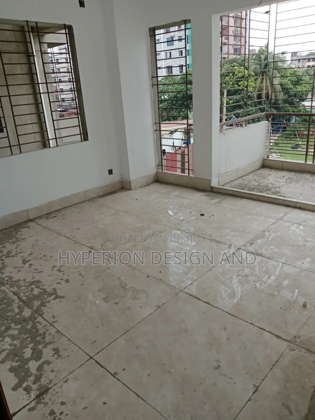 Furnished 3-bedroom Apartment in Hyperion Park View, Banasree for sale