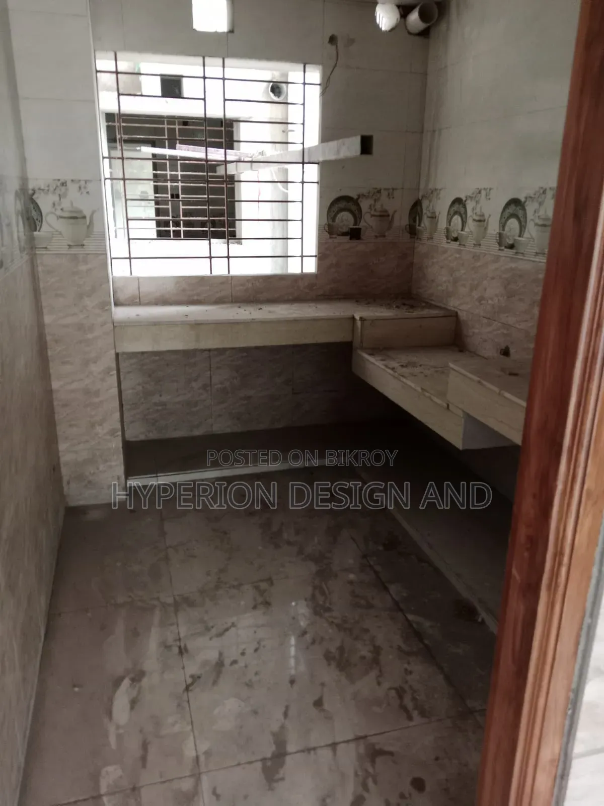 Furnished 3-bedroom Apartment in Hyperion Park View, Banasree for sale