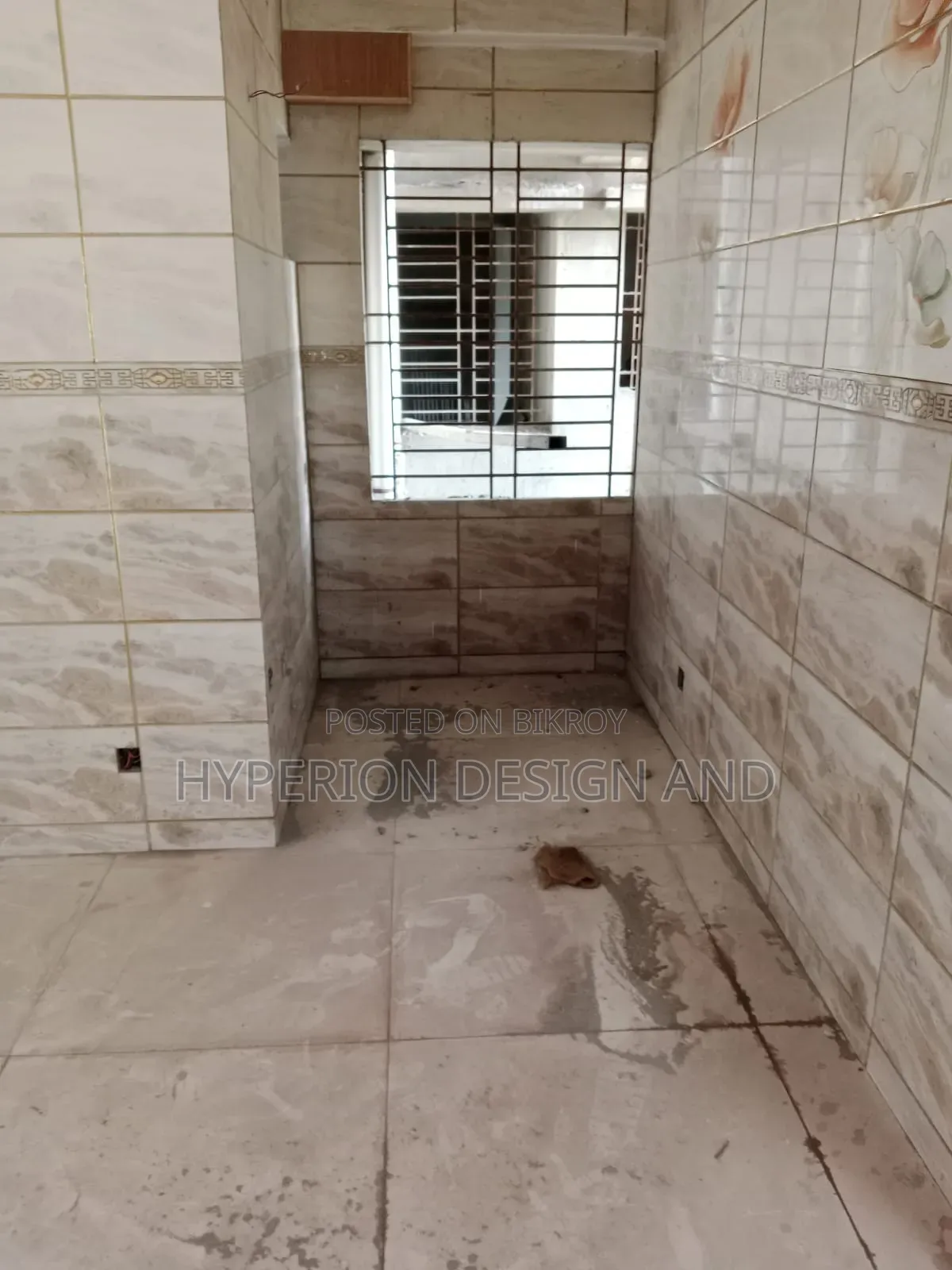 Furnished 3-bedroom Apartment in Hyperion Park View, Banasree for sale