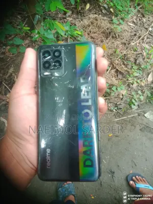 রিয়েলমি ৮ ৫জি ১২৮ জিবি কালো