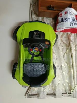 বেবী জীপ গাড়ী
