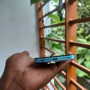রিয়েলমি ৮ ৫জি ১২৮ জিবি নীল