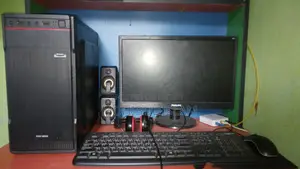 Desktop Computer 12GB Intel Core I3 SSD 512GB