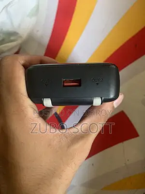 পাওয়ার ব্যাংক ২০০০০ এমএএইচ