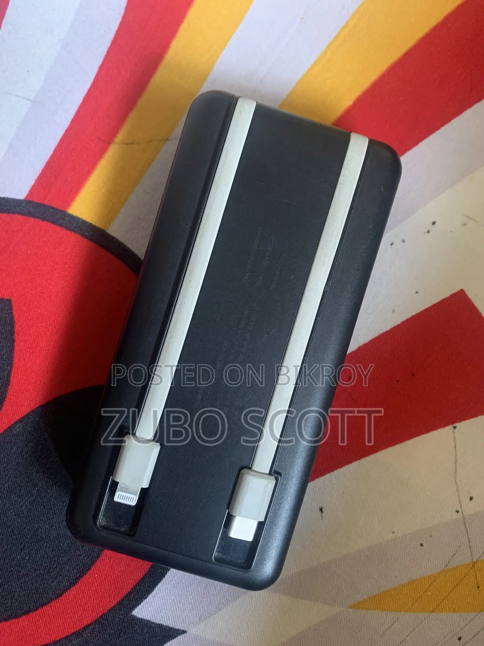 পাওয়ার ব্যাংক ২০০০০ এমএএইচ
