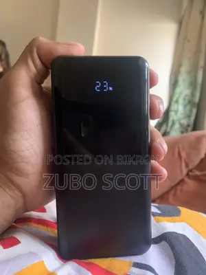 পাওয়ার ব্যাংক ২০০০০ এমএএইচ