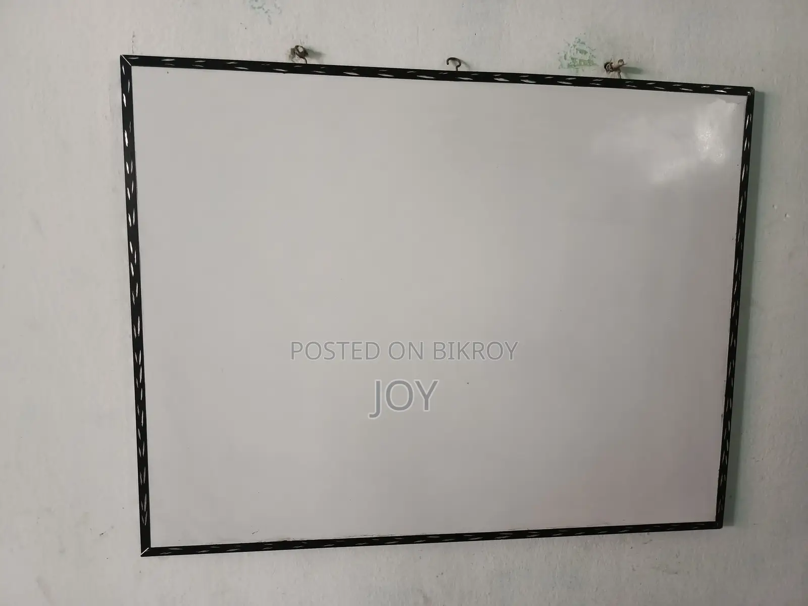ফ্রেশ হোয়াইট বোর্ড
