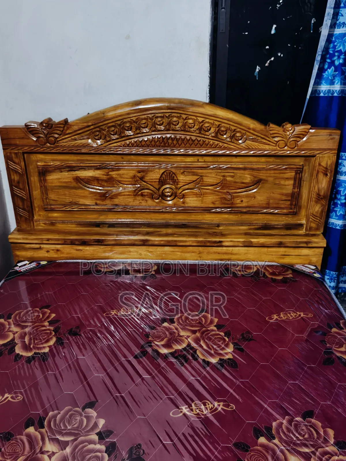 যশোর সেগুন কাঠের সেমি ডাবল খাট ৫/৭