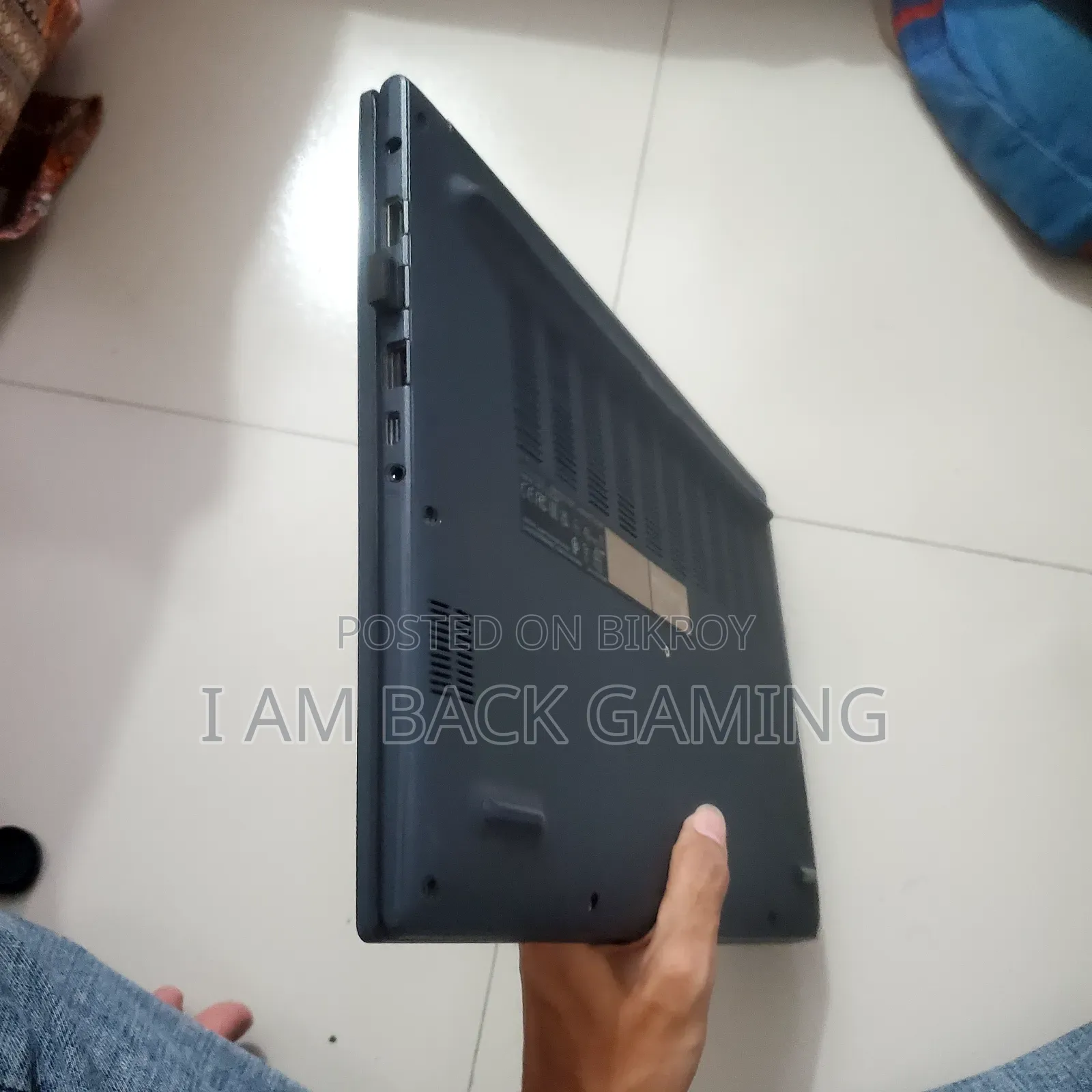 ল্যাপটপ আসুস ভিভোবুক ১৫ ৮জিবি ইন্টেল কোর আই৩ এসএসডি ৫০০জিবি