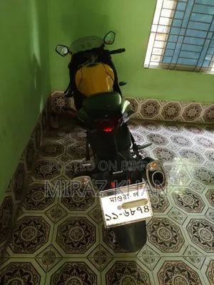Suzuki GSX-S150 2025 Yellow