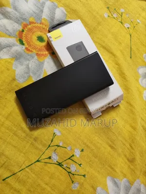 Baseus Adaman 10000 mAh Power Bank.