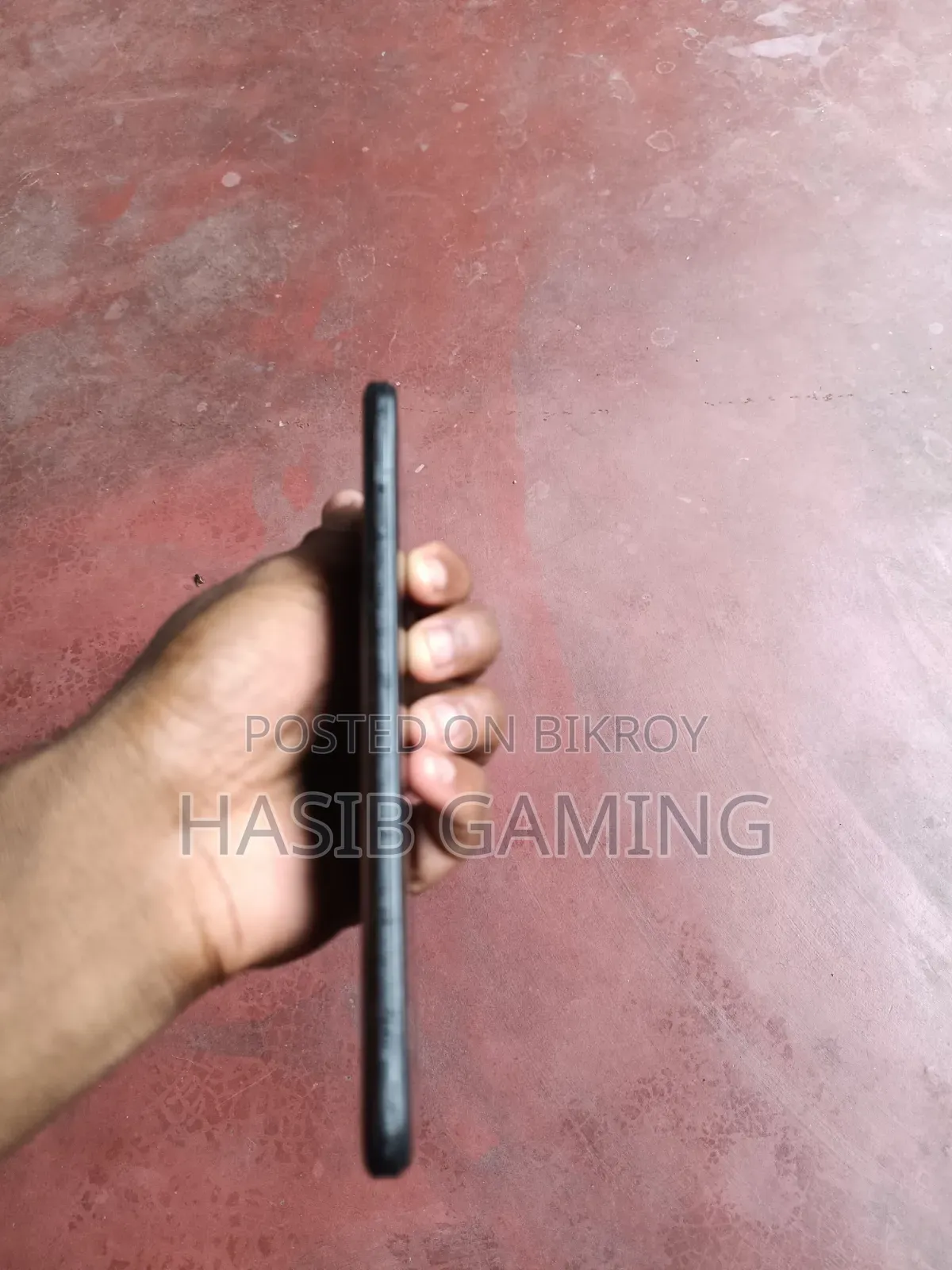 রিয়েলমি ৮ প্রো ১২৮ জিবি কালো