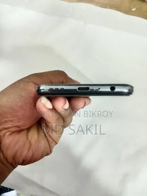 রিয়েলমি জিটি মাস্টার এডিশন ১২৮ জিবি গোল্ড