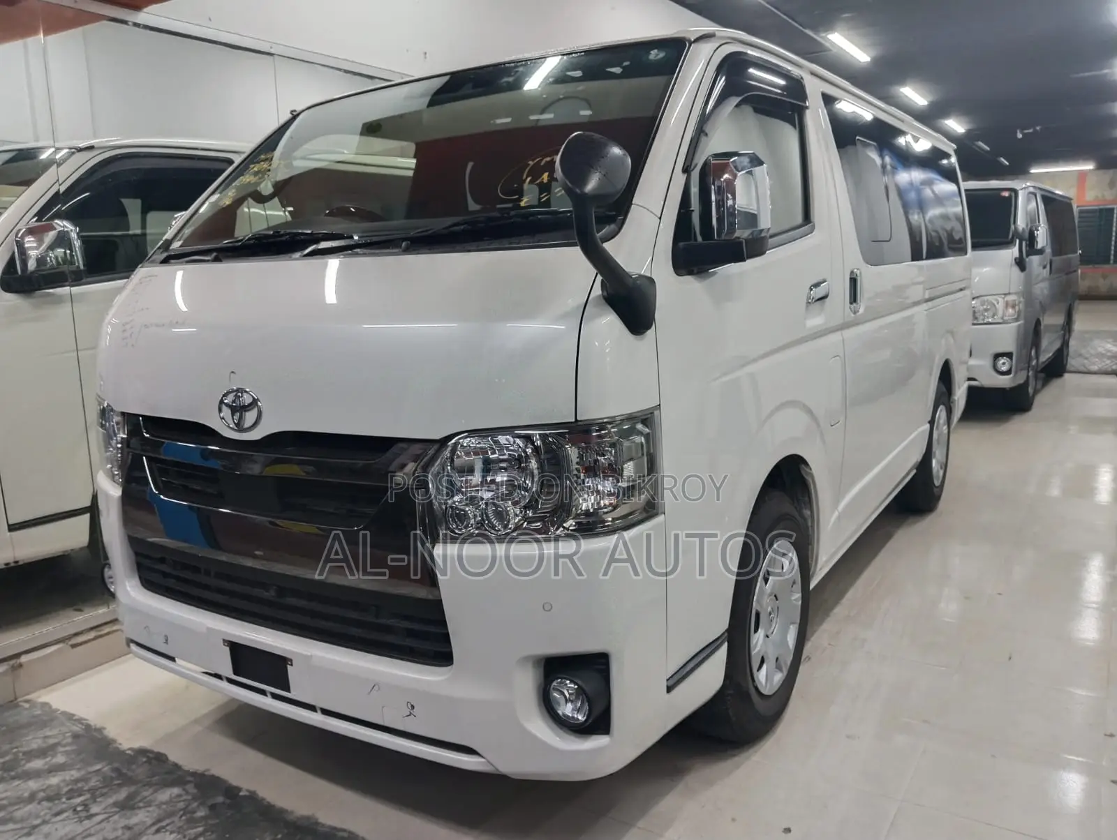 Toyota HiAce 2021 Pearl
