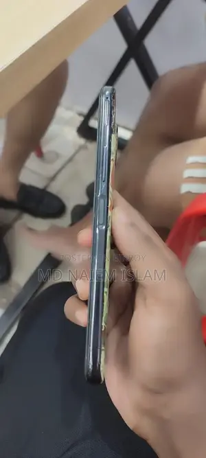 নোকিয়া ৮ ভি ৫জি ইউডব্লিউ ৬৪ জিবি কালো