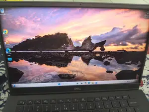 Laptop Dell Vostro 14 5000 16GB Intel Core I7 SSD 512GB