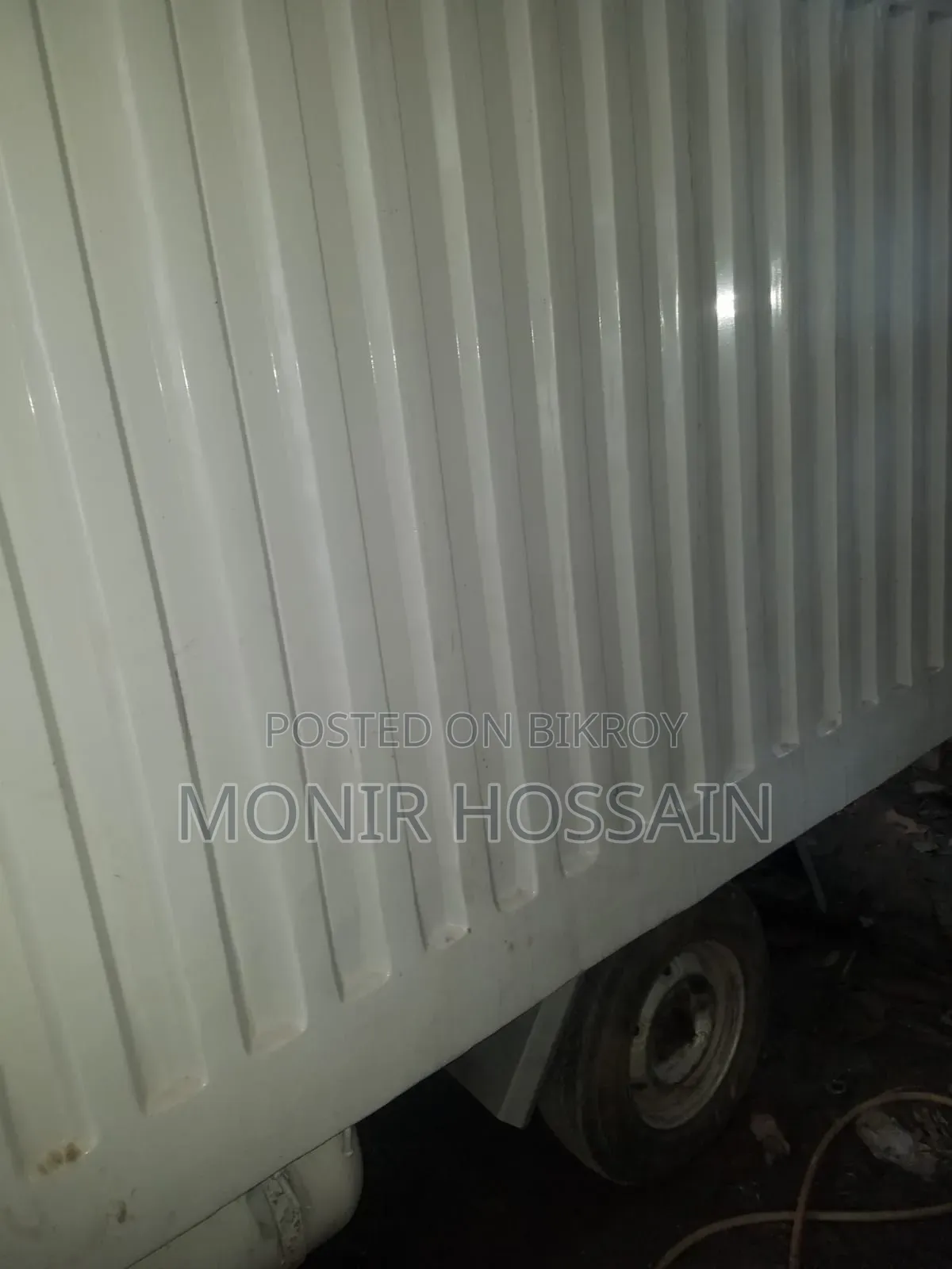 Toyota LiteAce Cover Van Model 2002 Contact