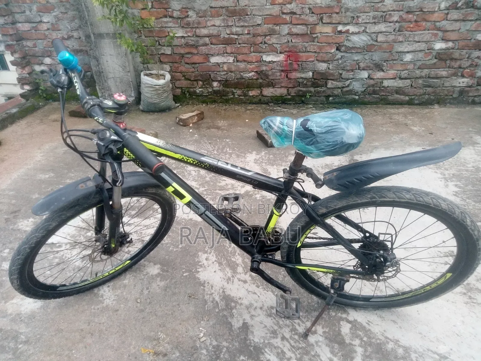 Bicycle for sale, black lemon color