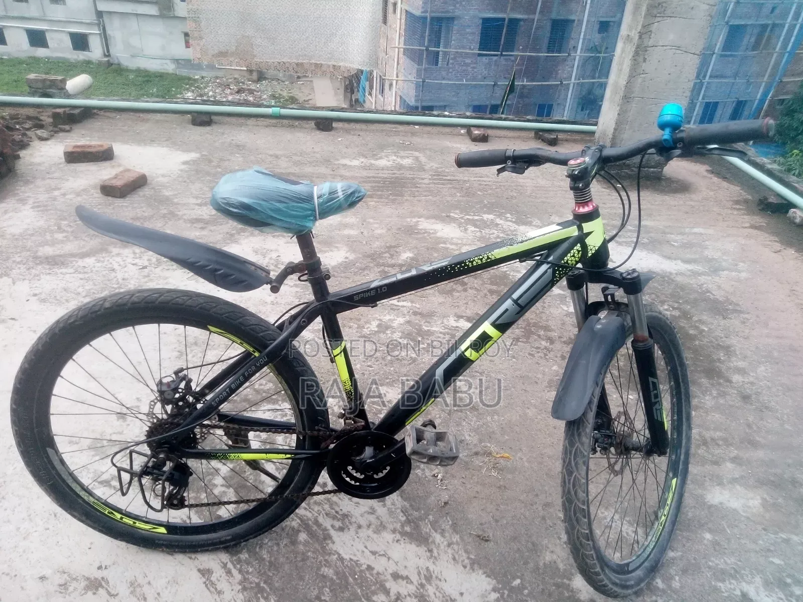 Bicycle for sale, black lemon color