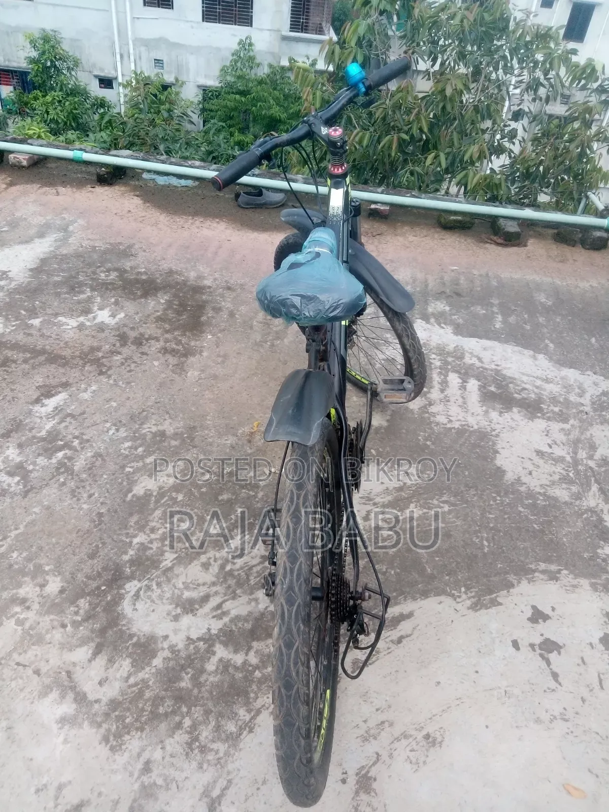Bicycle for sale, black lemon color