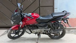 Bajaj Pulsar 150 2013 Red
