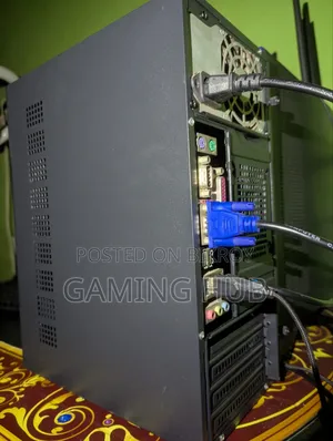Desktop Computer Gigabyte 8GB Intel Core I3 HDD 500GB