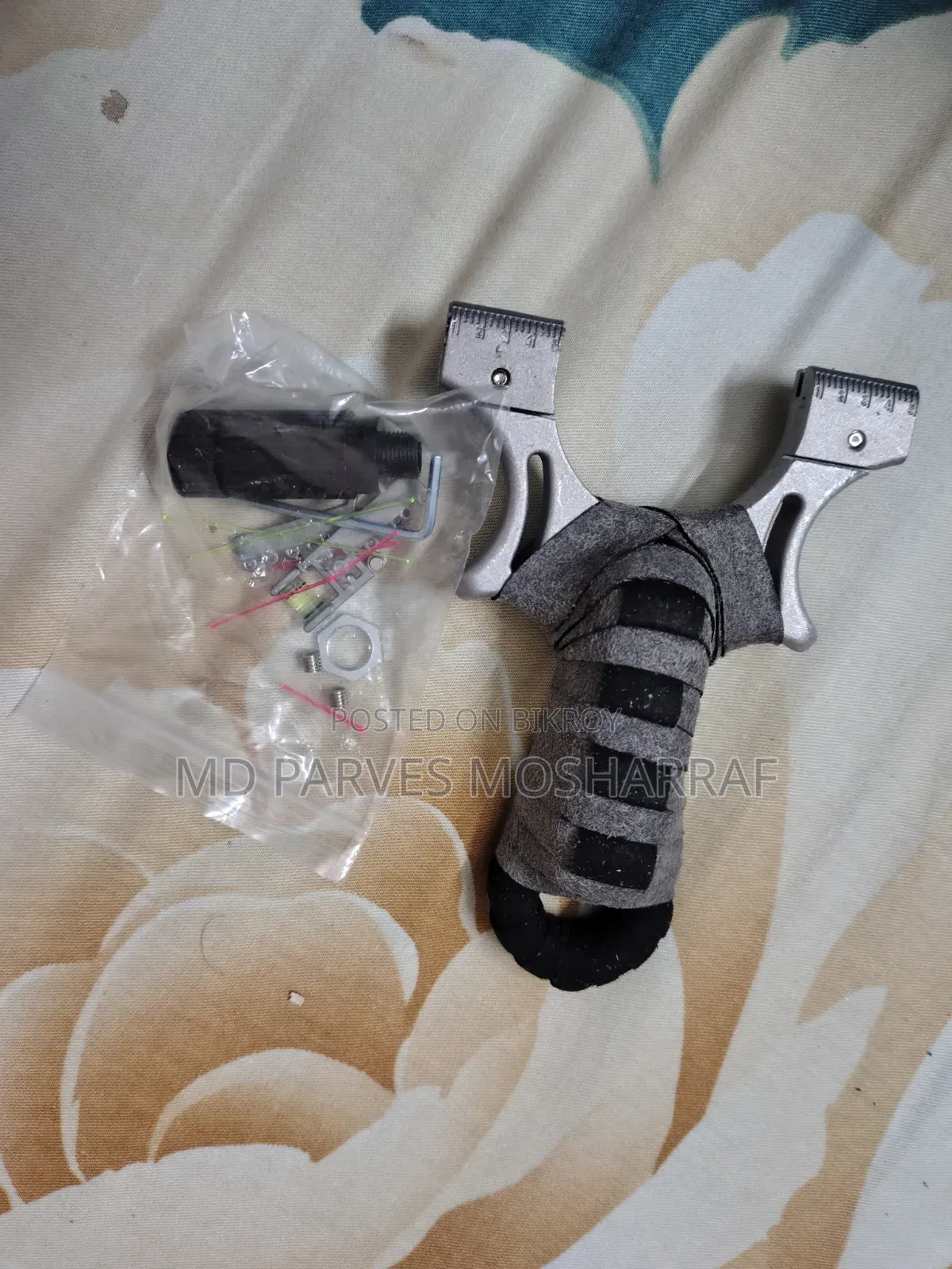 স্লিং শট ইন বেস্ট কোয়ালিটি। গ্র্যাব সুন।