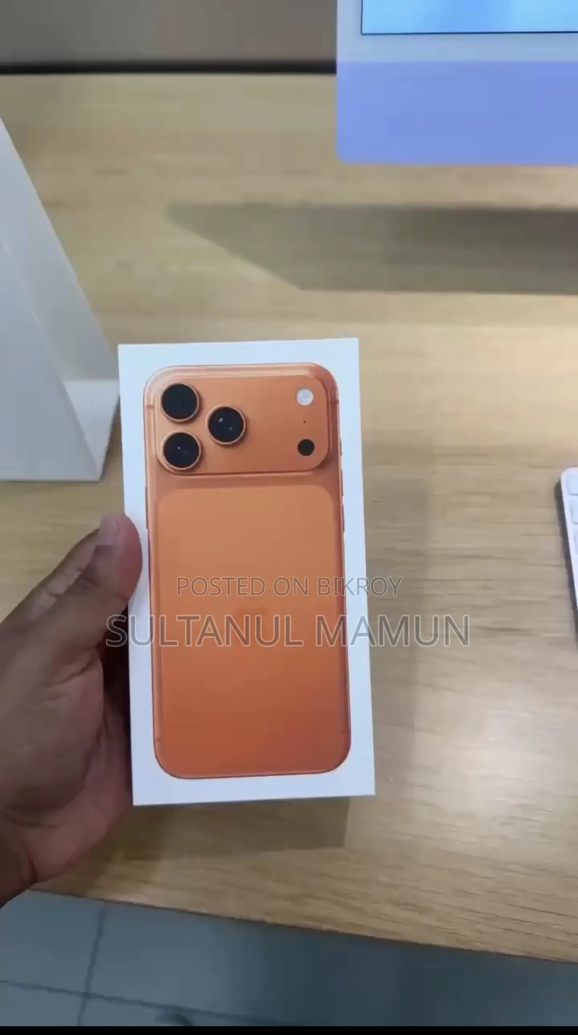 New Apple iPhone 17 Pro Max 512 GB Orange