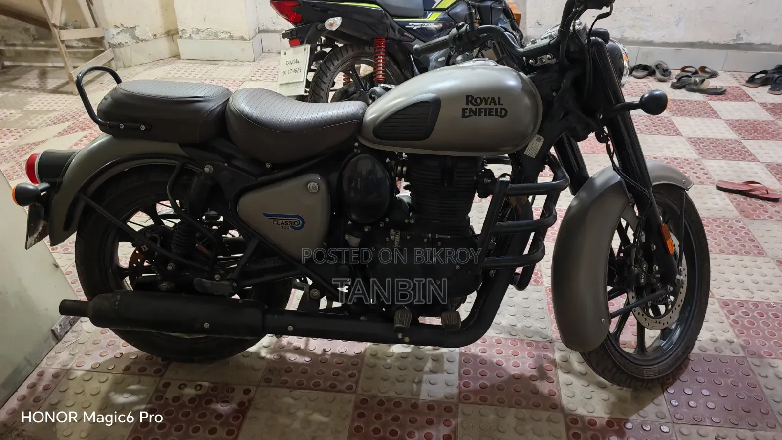 Royal Enfield Classic 350 2025