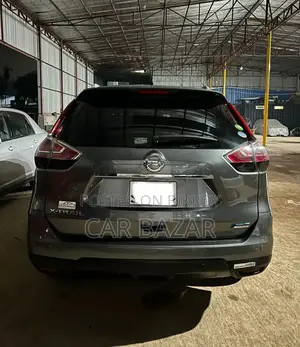 নিসান এক্স-ট্রেইল ২০১৫ গ্রে