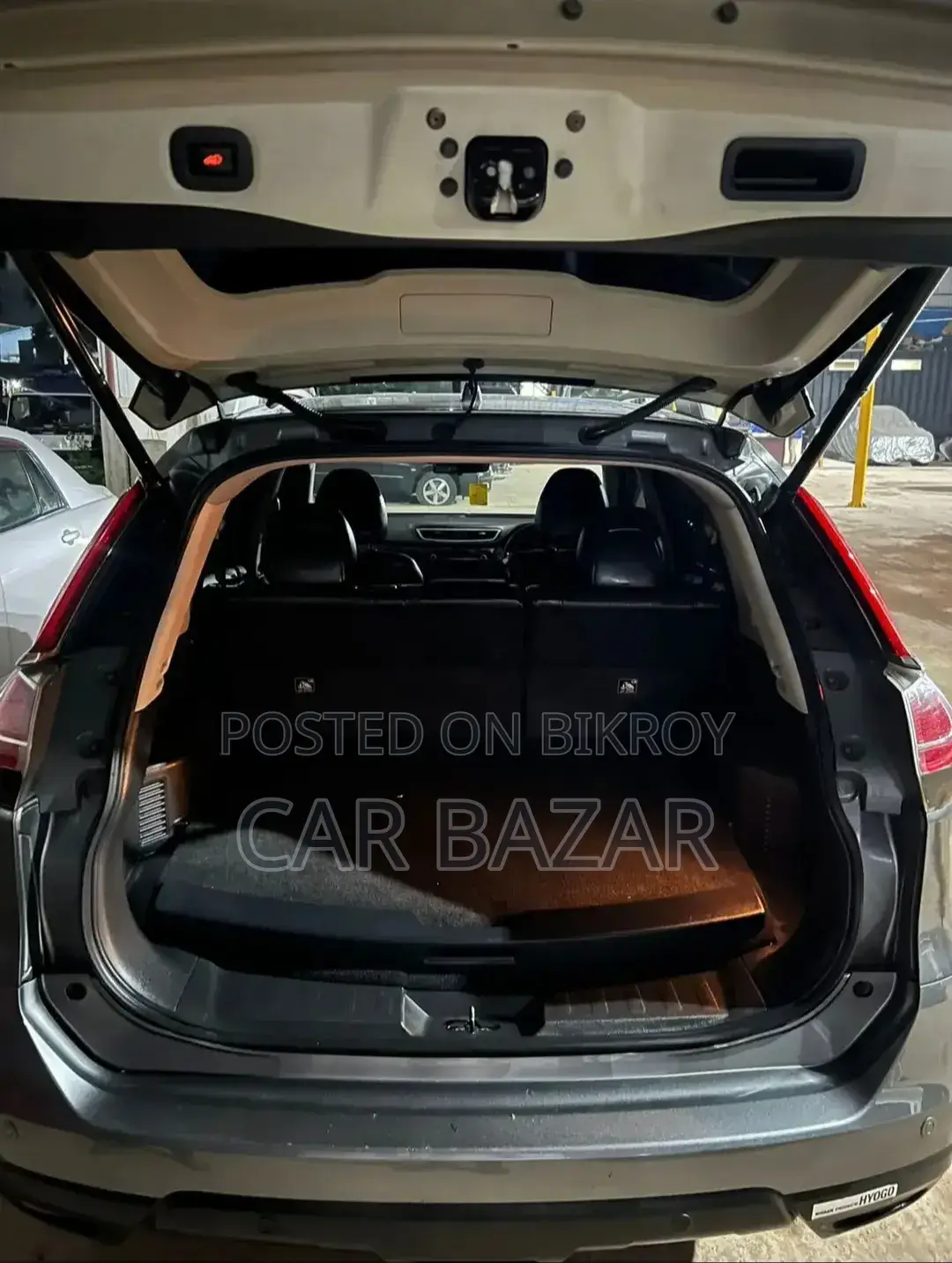 নিসান এক্স-ট্রেইল ২০১৫ গ্রে