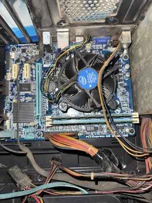 Desktop Computer MSI Model 8GB Intel Core I5 HDD 256GB