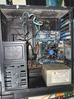 Desktop Computer MSI Model 8GB Intel Core I5 HDD 256GB