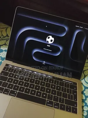 Laptop Apple MacBook Pro 2017 8GB Intel Core I5 SSD 512GB
