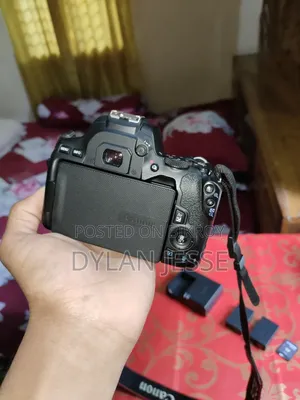 Canon 200D Mark II Body